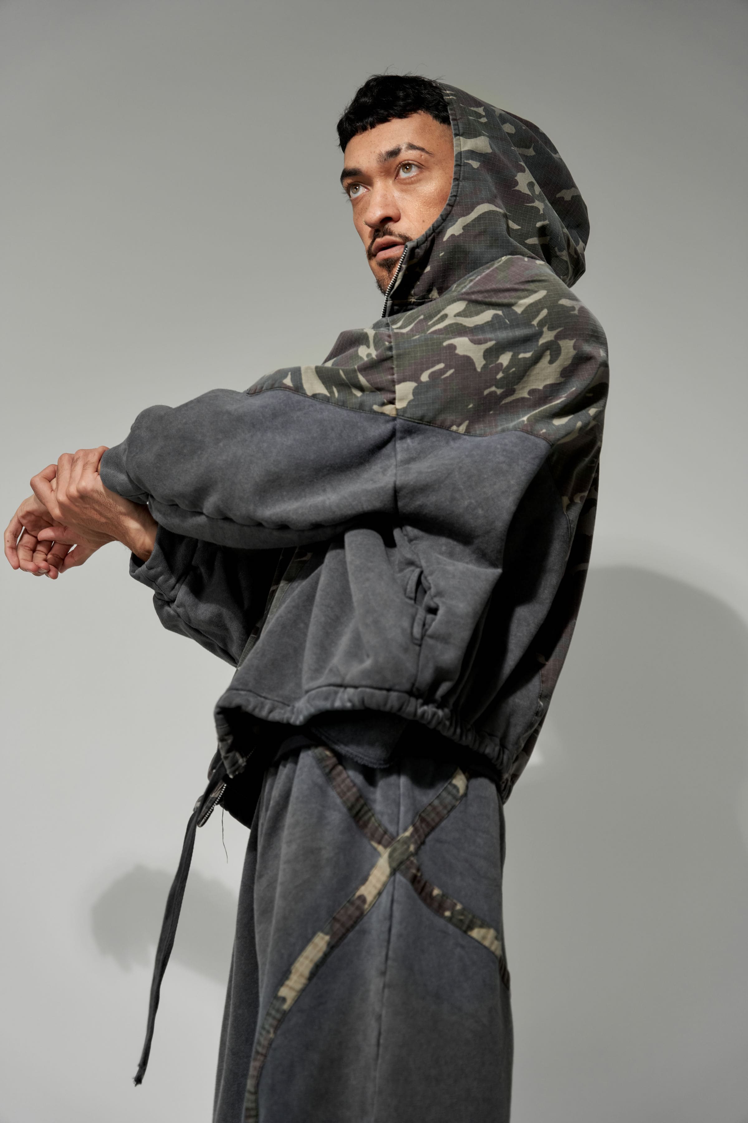 UNISEX TRACK SUIT "THE EXPLORER"