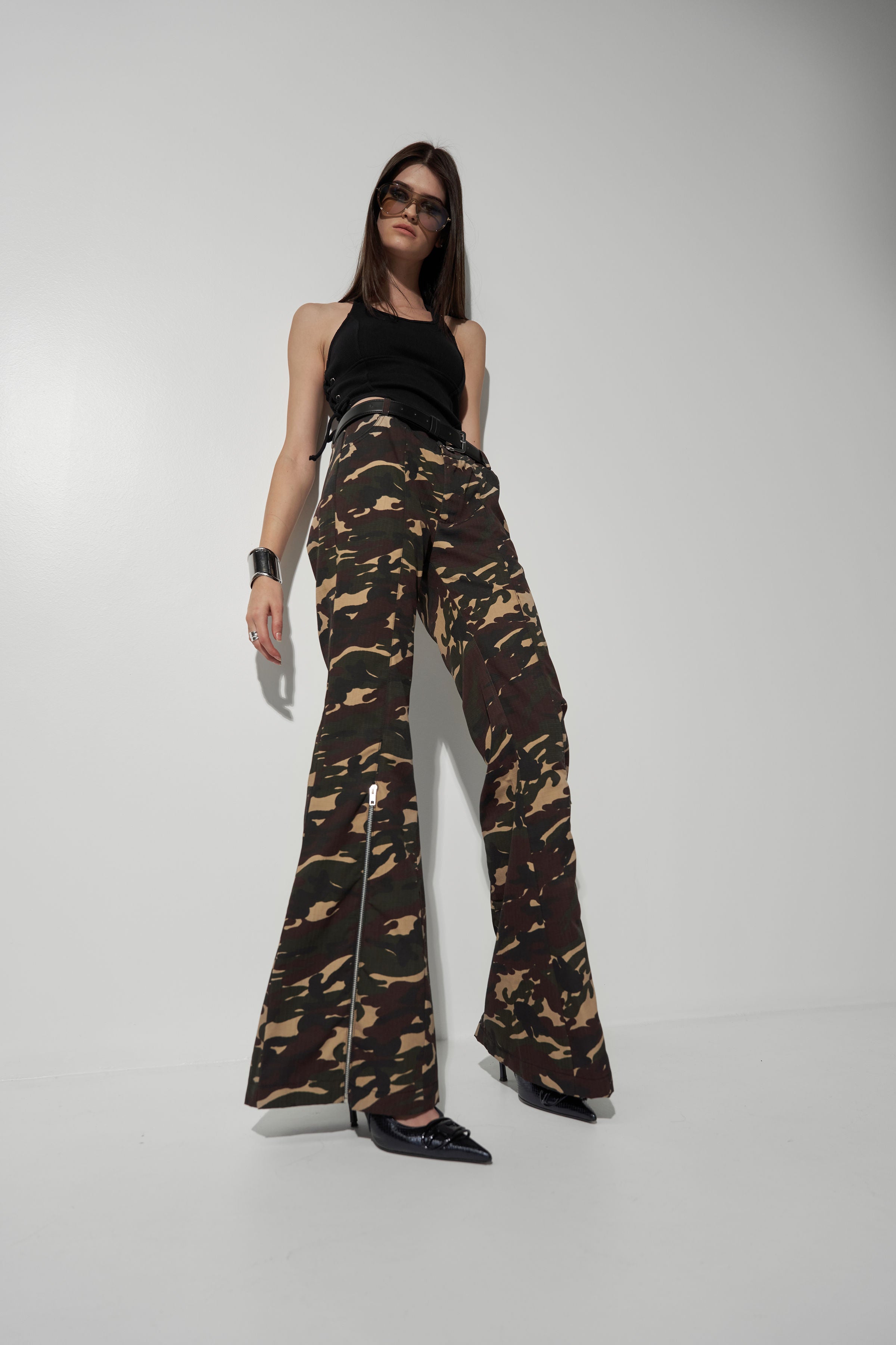 FLARED PANTS WITH LACE DETAILS