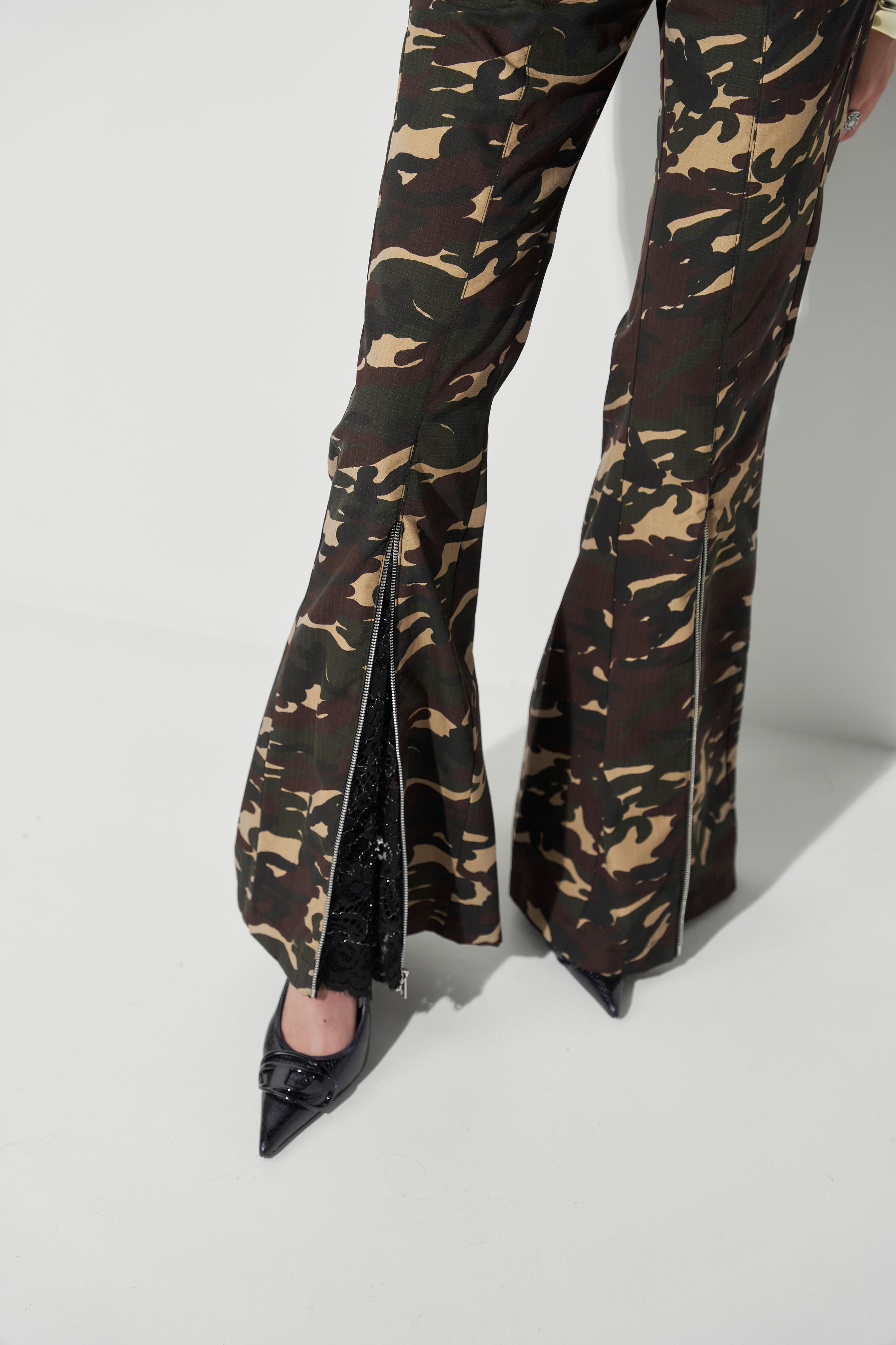 FLARED PANTS WITH LACE DETAILS
