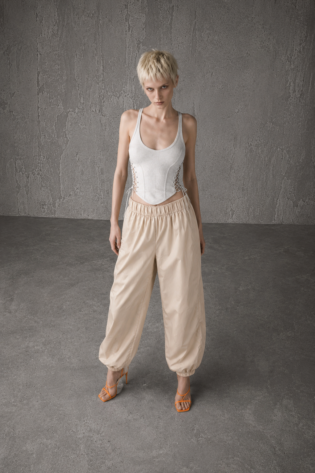 LIGHTWEIGHT JOGGER PANTS