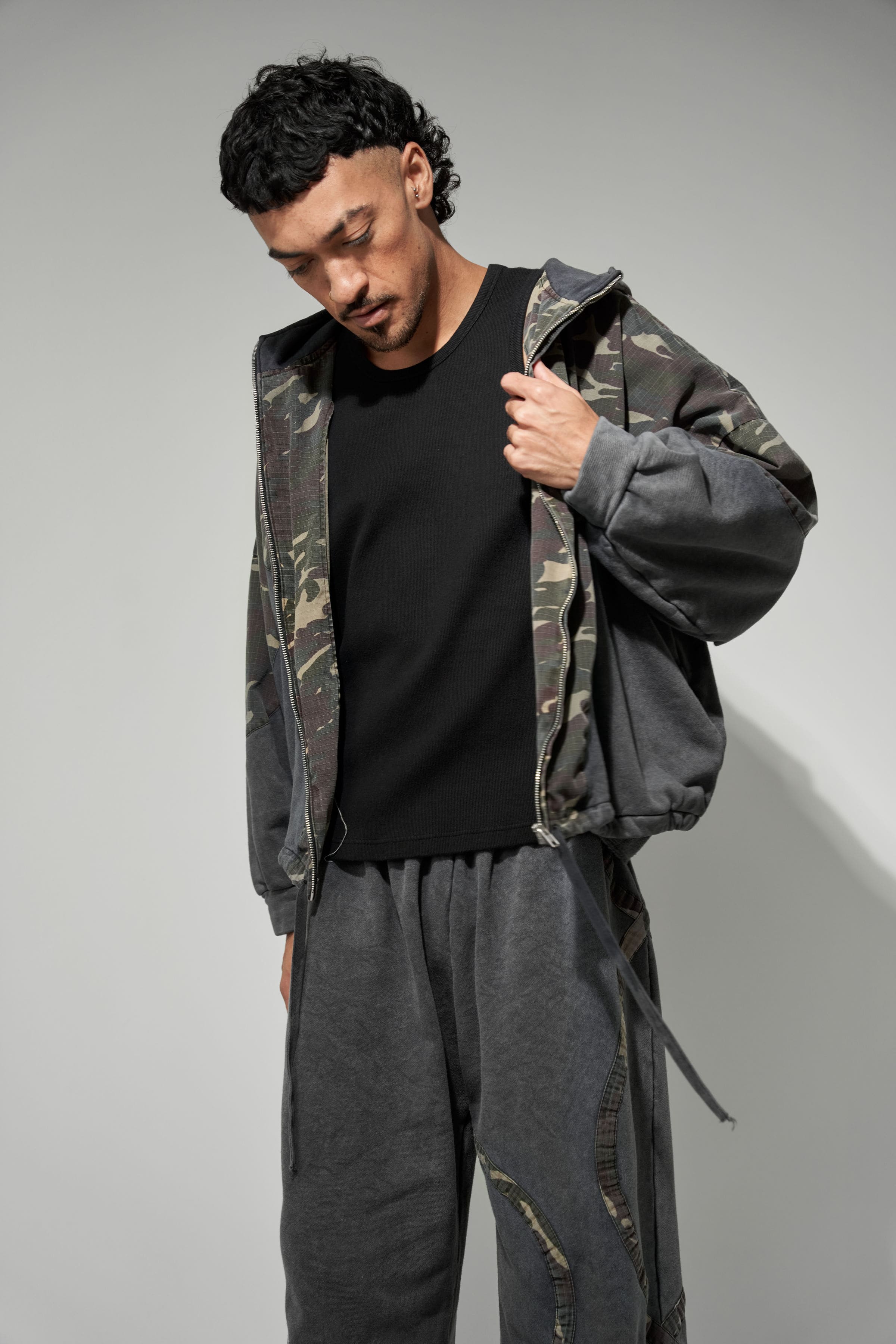UNISEX TRACK SUIT 