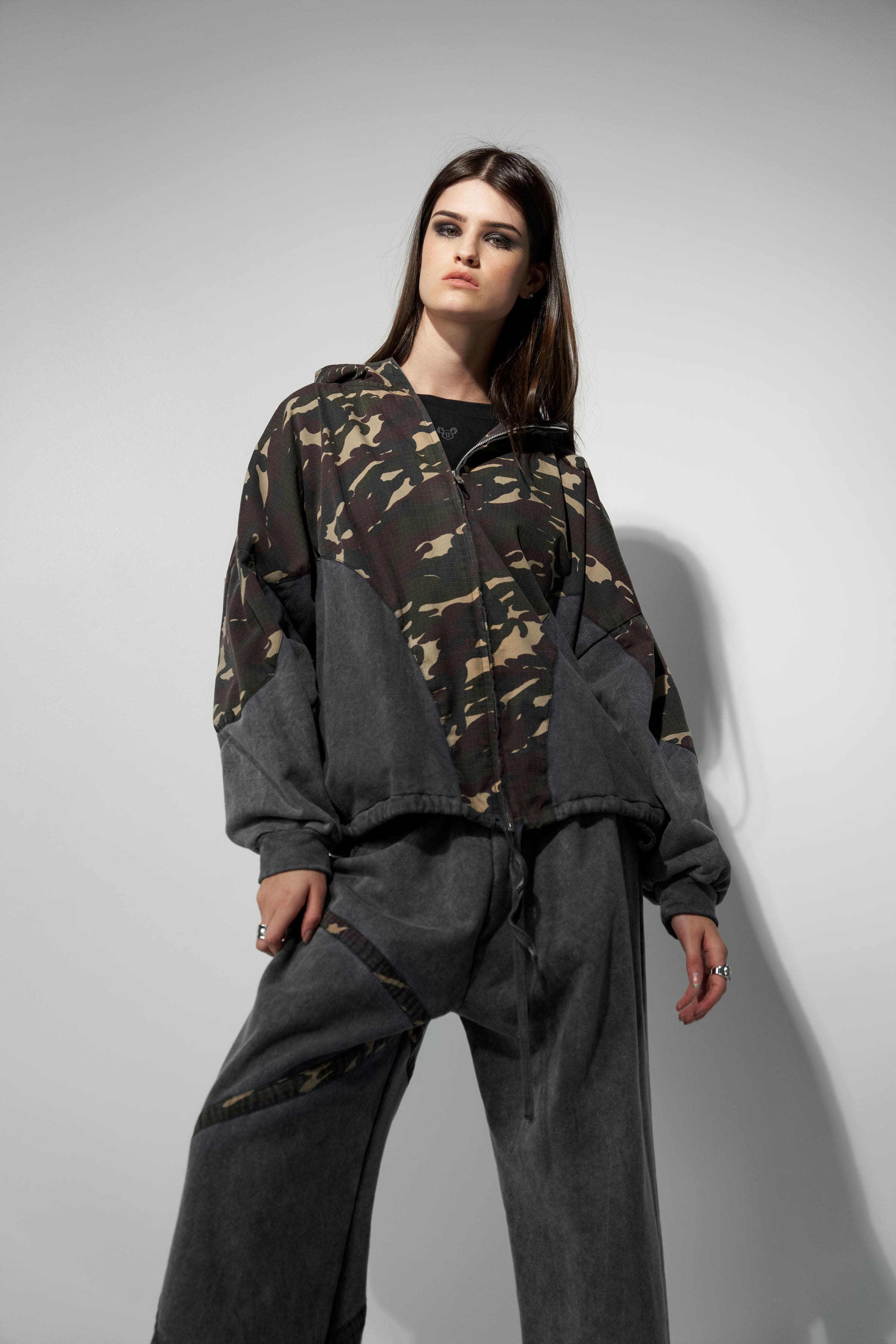 UNISEX TRACK SUIT "THE EXPLORER"
