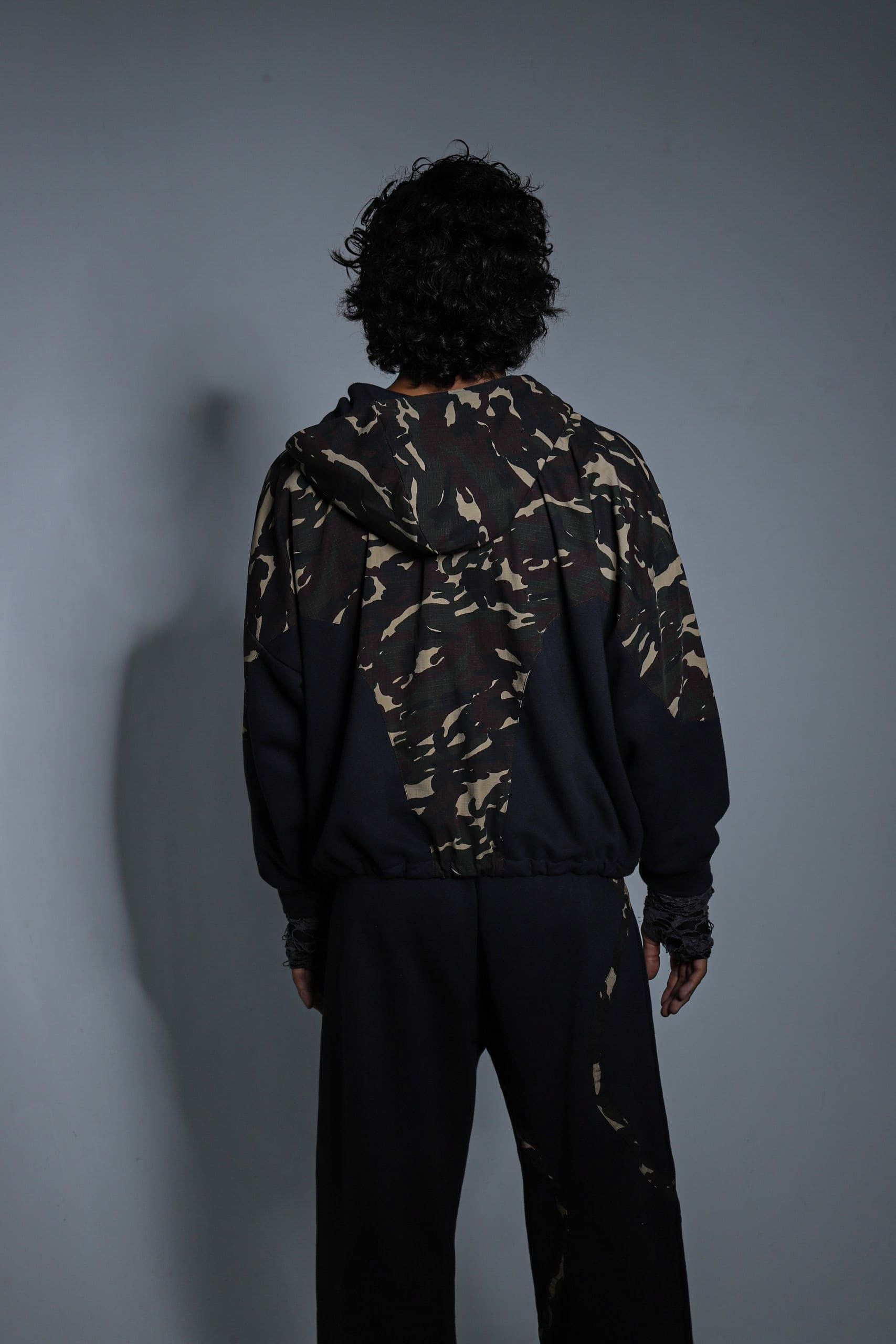 UNISEX SUIT "THE explorer"