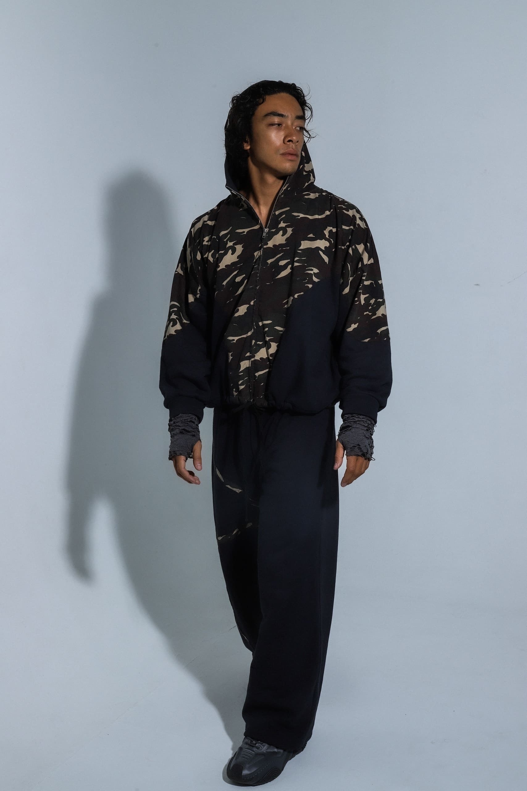 UNISEX SUIT "THE explorer"
