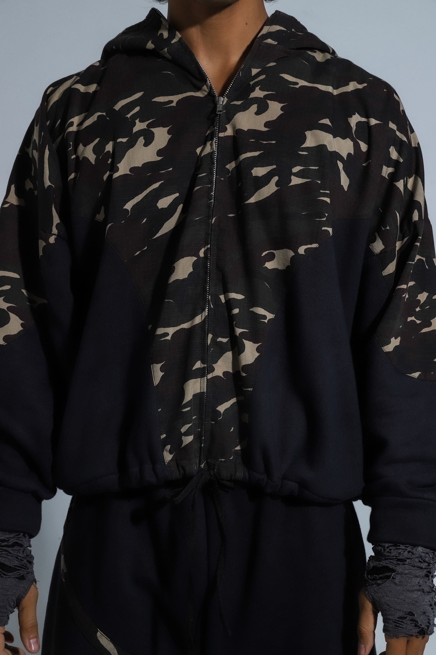 UNISEX SUIT "THE explorer"