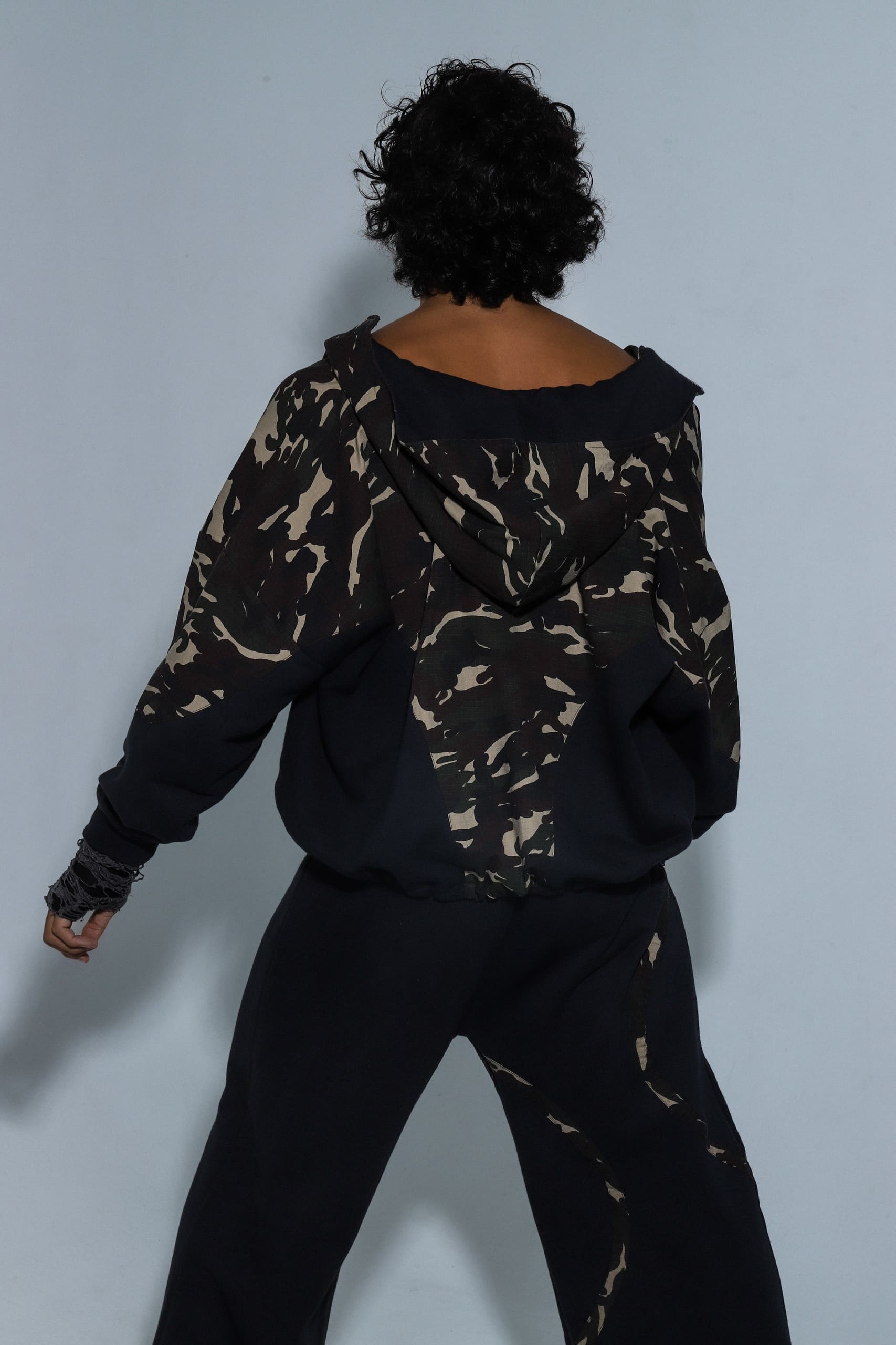 UNISEX SUIT "THE explorer"