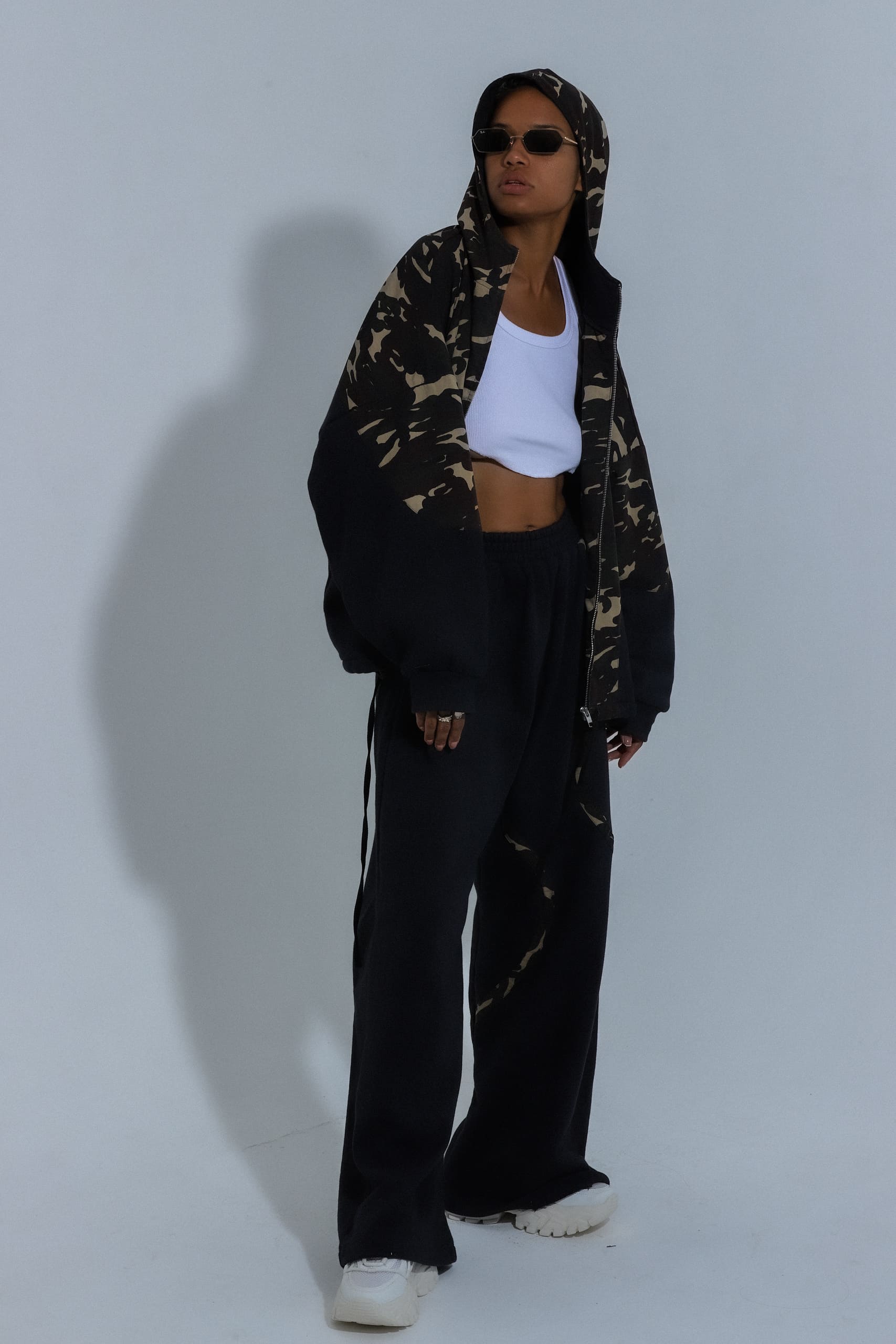 UNISEX SUIT "THE explorer"